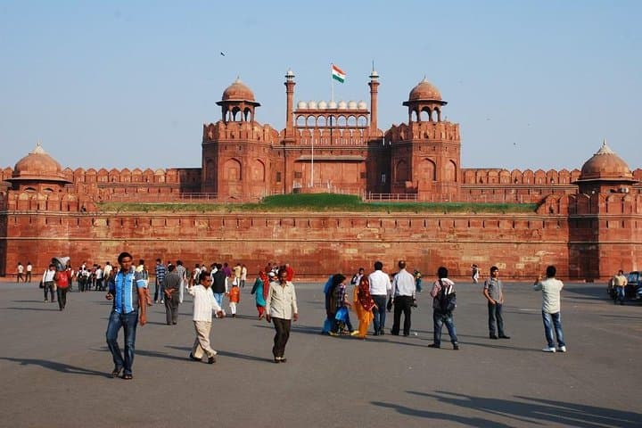 Private Old and New Delhi City Tour — Full-Day Guided Highlights & Practical Tips photo 2