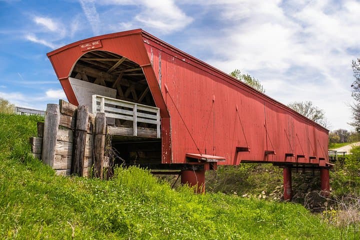 Madison County Covered Bridges Private Guided Tour from Winterset photo 3