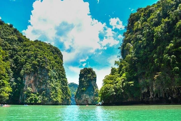 Phang Nga Bay Speedboat & Canoe Day Trip to James Bond Island photo 4