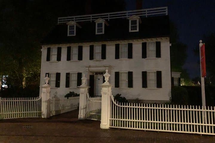 Salem Haunted Footsteps: Best Ghost & Paranormal Walking Tour photo 3