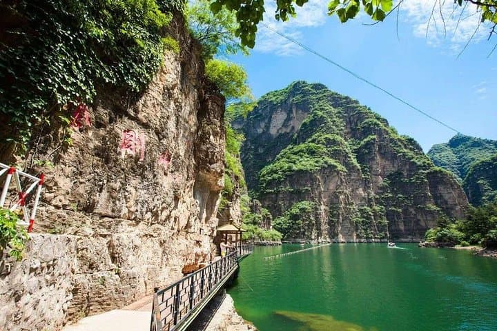 Private English-Speaking Driver to Longqing Gorge — Day Trip from Beijing photo 2