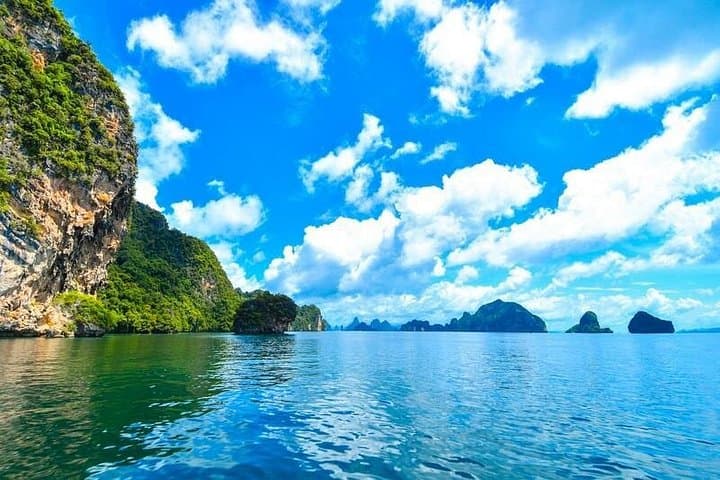 Phang Nga Bay Speedboat & Canoe Day Trip to James Bond Island photo 3