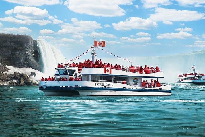 Toronto, Niagara Falls & Thousand Islands 2-Day VIP Tour from Montreal photo 2