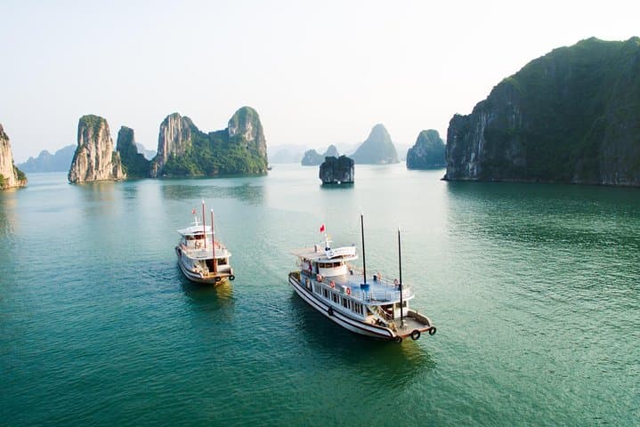 Luxury Ha Long Bay Day Cruise from Hanoi — 6-Hour Tuan Chau Tour