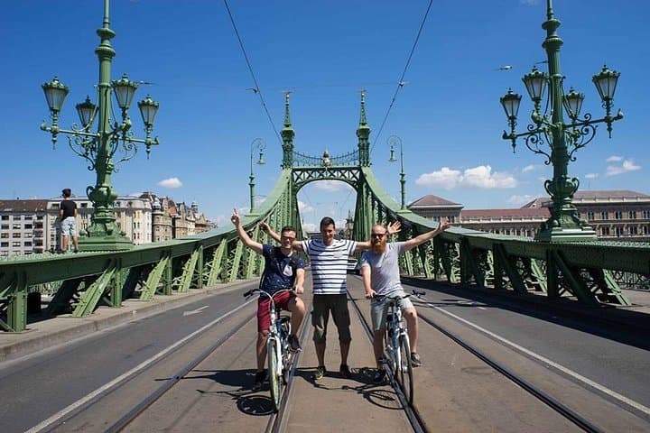 Budapest Bike Ride: 4-Hour Guided Cycle Across Bridges, Castle Hill & Danube Views photo 2