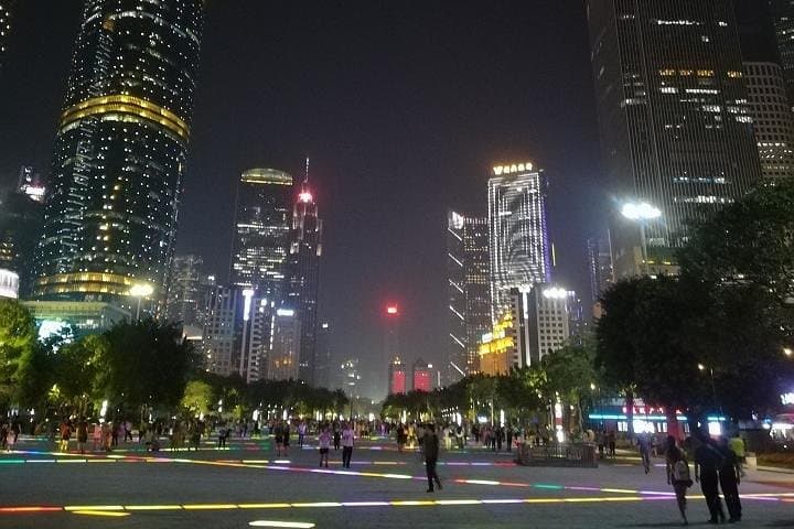 Guangzhou Night: Cantonese Dim Sum and Pearl River VIP Cruise photo 4