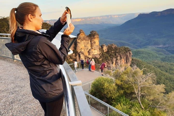 Blue Mountains After-Hours: Waterfalls, Koalas & Three Sisters Sunset Tour photo 2