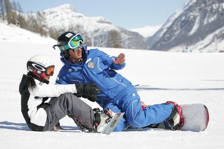 Private Snowboard Lessons in Livigno: Personalized Coaching for Every Level