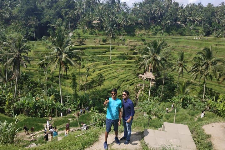 Exploring Ubud: Monkey Forest, Tegallalang Rice Terraces & Temple Rituals photo 5