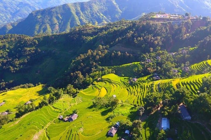 Ha Giang Loop: 2-Day Meo Vac, Ma Pi Leng & Dong Van Adventure photo 2