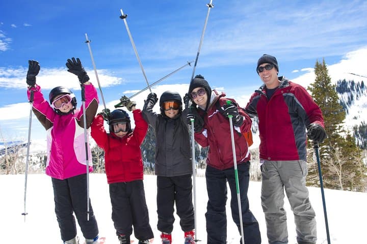Beginner Ski Day Trip to Jungfrau from Zurich — Grindelwald Bodmi Lesson photo 4