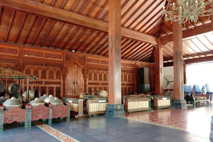 Hands-On Javanese Arts at Java Culture Museum: Batik, Masks & Dance in Yogyakarta