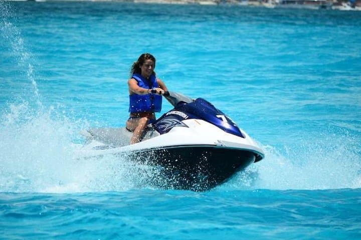 High-Speed Jet Ski Rentals in Cancún's Nichupté Lagoon photo 4