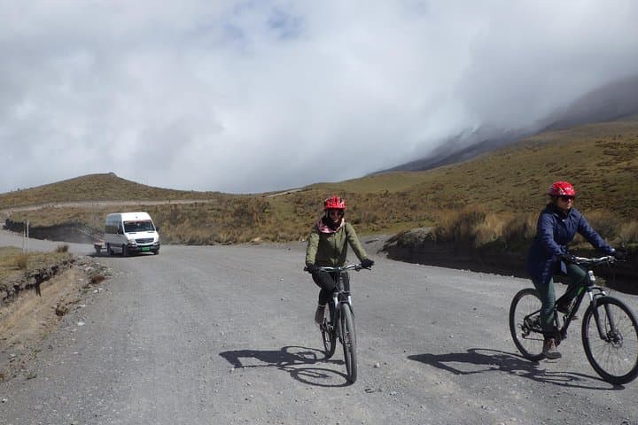 Cotopaxi Biking and Hiking: Day Tour to Limpiopungo and Volcano Views photo 2