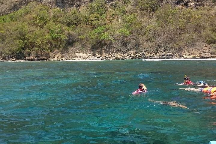 Blue Lagoon Snorkel: Amuk Bay Day Trip from Kuta photo 3