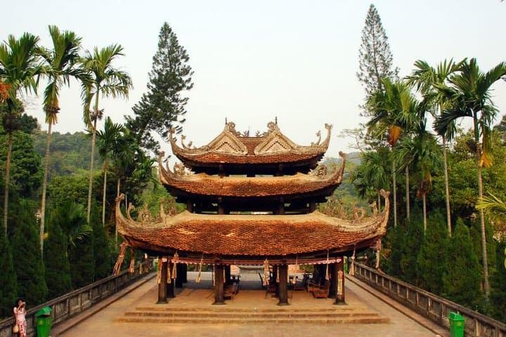 Perfume Pagoda Full-Day Trip: Hanoi to Huong Tich Cave by Boat and Cable Car photo 4