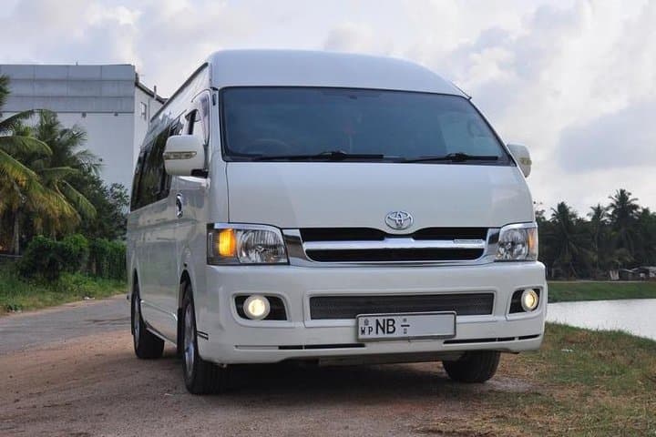 Chauffer-Driven Van in Sri Lanka: Private A/C Road Trip from Colombo