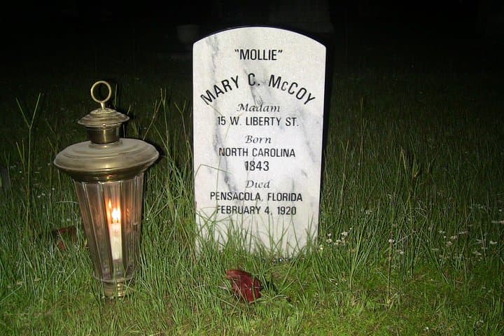 Pensacola Ghosts and Graveyard Tour — Haunted Night Riding Experience photo 4