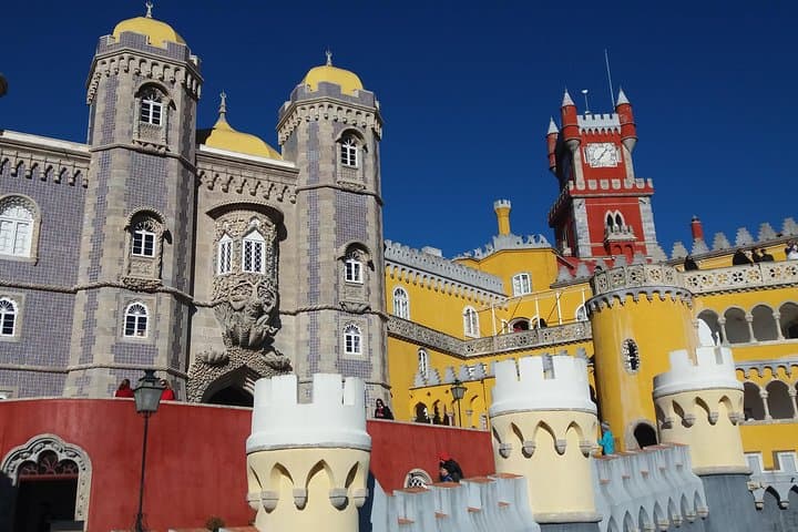 Sintra and Cascais Day Trip: Palaces, Cliffs & Coastal Views from Lisbon