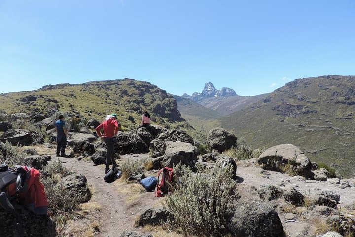 7-Day Mount Kenya Trek: Sirimon to Chogoria Summit Circuit photo 4