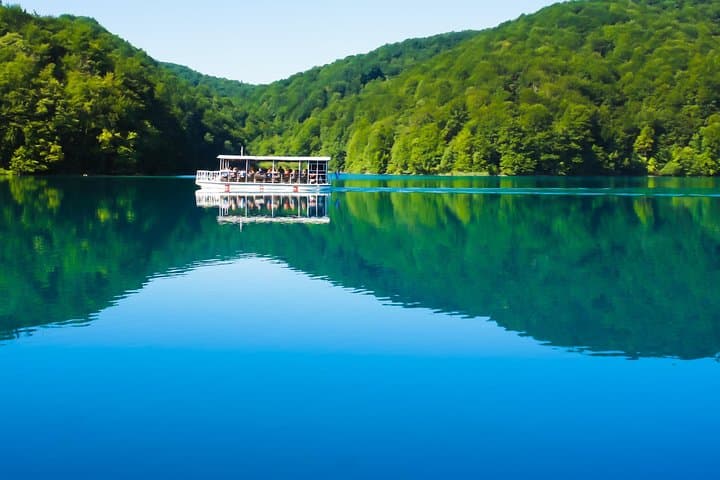 Plitvice Lakes Day Tour from Split — Guided Visit with Entrance Ticket photo 6