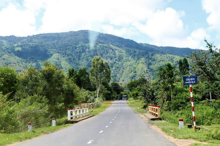 Buon Ma Thuot Waterfalls, Coffee & Cultural Day Tour with Easy Riders