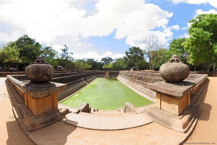 Anuradhapura & Mihintale: Private Day Tour from Trincomalee to Sri Lanka's Ancient Capital photo 3