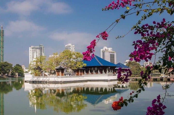 Colombo City Tour: Private 4–6 Hour Customizable Sightseeing by Car photo 2