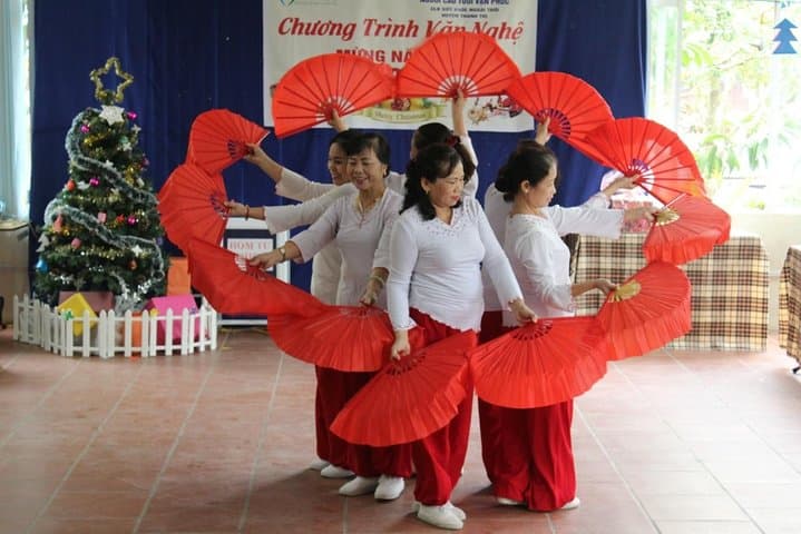 inside-a-vietnamese-nursing-home-day-visit-hanoi-cultural-immersion photo 5