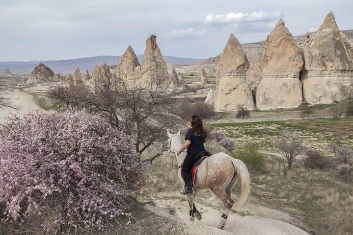 Sunset Horseback Ride Through Cappadocia’s Valleys and Fairy Chimneys photo 4