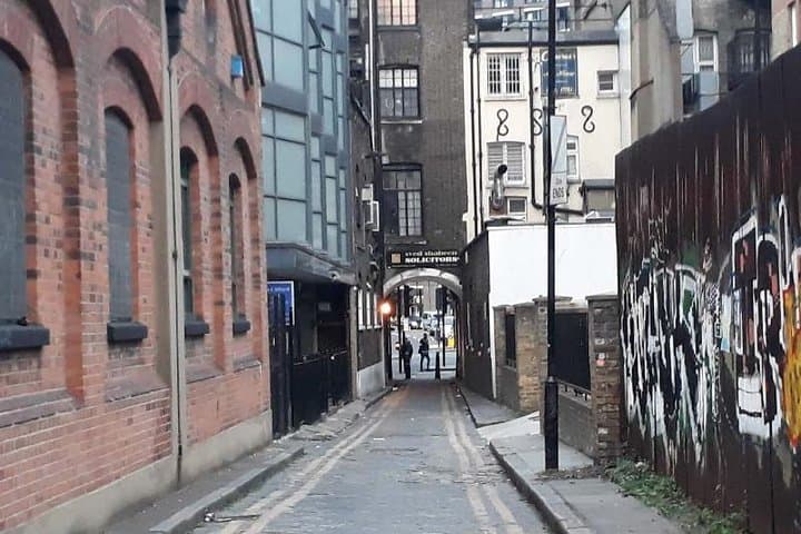 Jack the Ripper: Private Taxi Tour of Whitechapel & Spitalfields photo 3