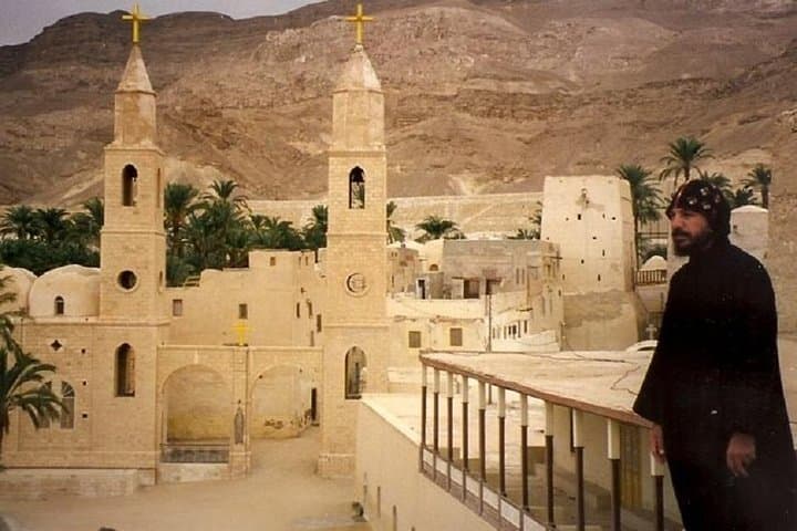 Hurghada 2-Day Coptic Monasteries and Giftun Island Snorkel