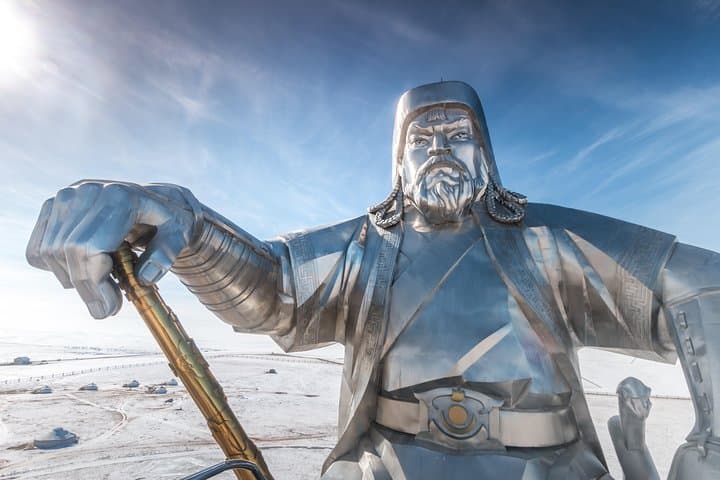 Terelj Day Trip: Dog Sledding, Turtle Rock & Genghis Khaan Statue photo 5
