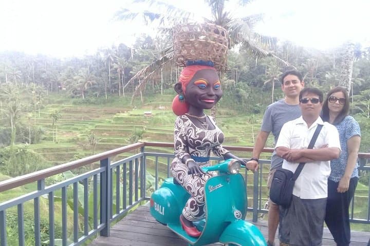 Bali Ultimate Day Tour: Waterfall, Tegalalang Rice Terraces, Ubud Culture & 2-Hour Spa photo 2