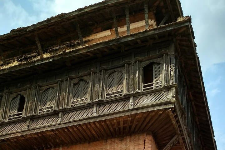 Full-Day Kathmandu Sightseeing: Swayambhunath, Boudhanath & Durbar Squares photo 4