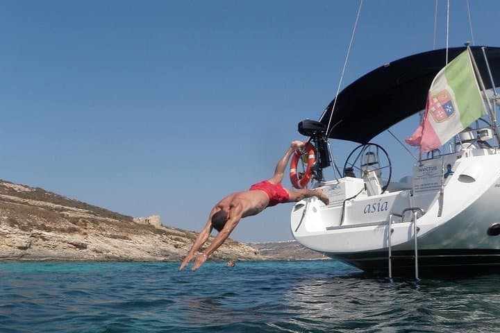 Private Sailing from Marina di Ragusa: 4-Hour Coastline Cruise and Swim photo 3