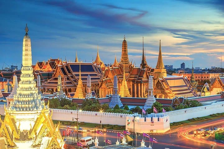 Bangkok Evening Tuk-Tuk Adventure: Night Markets, Temples & Local Eats