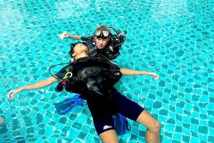 3-Day PADI Rescue Diver & Emergency First Response Course in Koh Chang photo 3