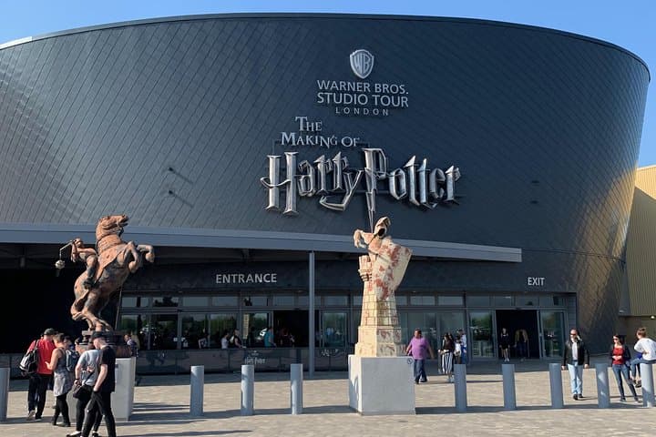 Private London to Warner Bros. Studio Transfer — Round-Trip Service to Leavesden photo 2