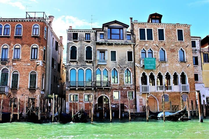 Private Dinner Cruise on Venice's Grand Canal with 3-Course Meal