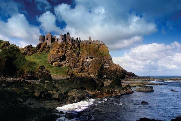 Giants Causeway Shore Excursion from Belfast Port — Extra Leg Room Bus photo 5