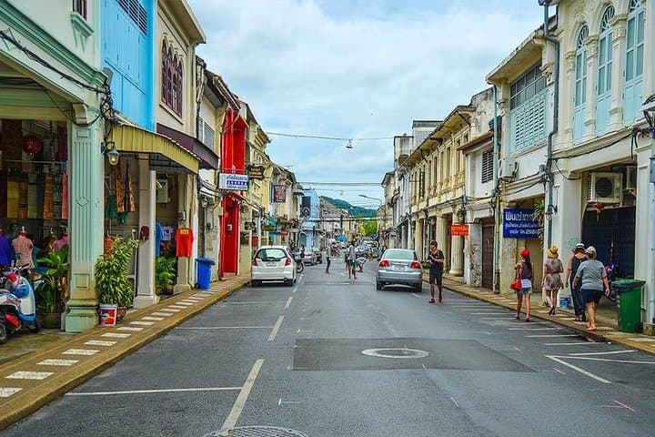 Phuket Landmark Tour: Big Buddha, Wat Chalong & Old Phuket Town Guide photo 2