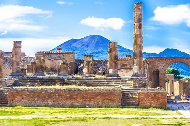 Pompeii and Pizza: Private Guided Tour from Sorrento photo 3