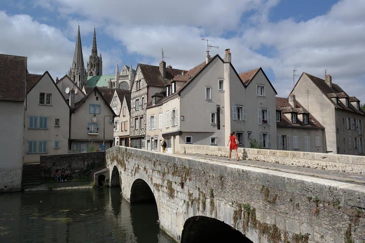 Private Chartres Cathedral Tour by Minivan — Stained Glass, Labyrinth & Medieval Streets photo 2
