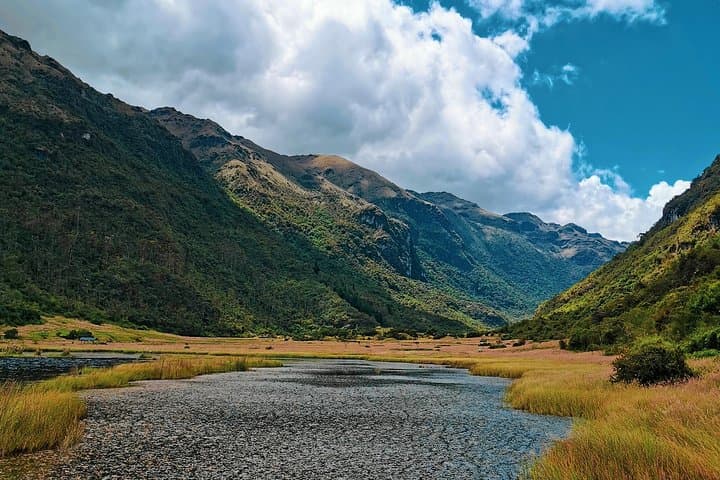 Hike El Cajas Beyond the Common Trail to Llaviucu Lake photo 3