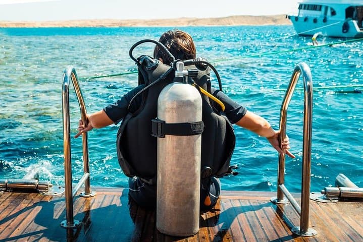 Hurghada Beginner Scuba Diving Boat Trip — Red Sea Reefs & Lunch photo 6