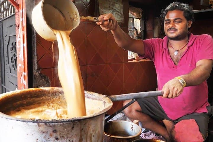 Calcutta Food Walk: 3-Hour Kolkata Street-Food & Heritage Bites photo 6