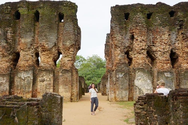 Exploring Polonnaruwa: Day Excursion to Sri Lanka's Ancient City photo 6