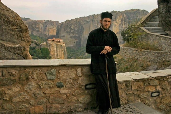 Three-Day Private Tour: Meteora Rocks, Delphi Oracle & Thebes