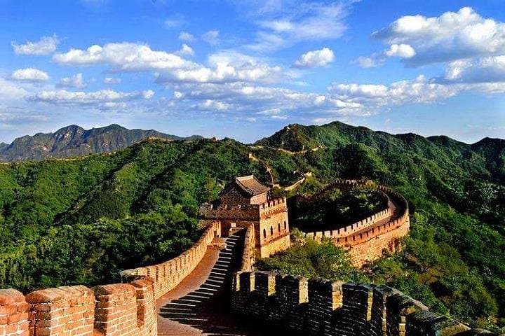 Mutianyu Great Wall Layover Excursion from PKX: Private Transfer & Guided Visit